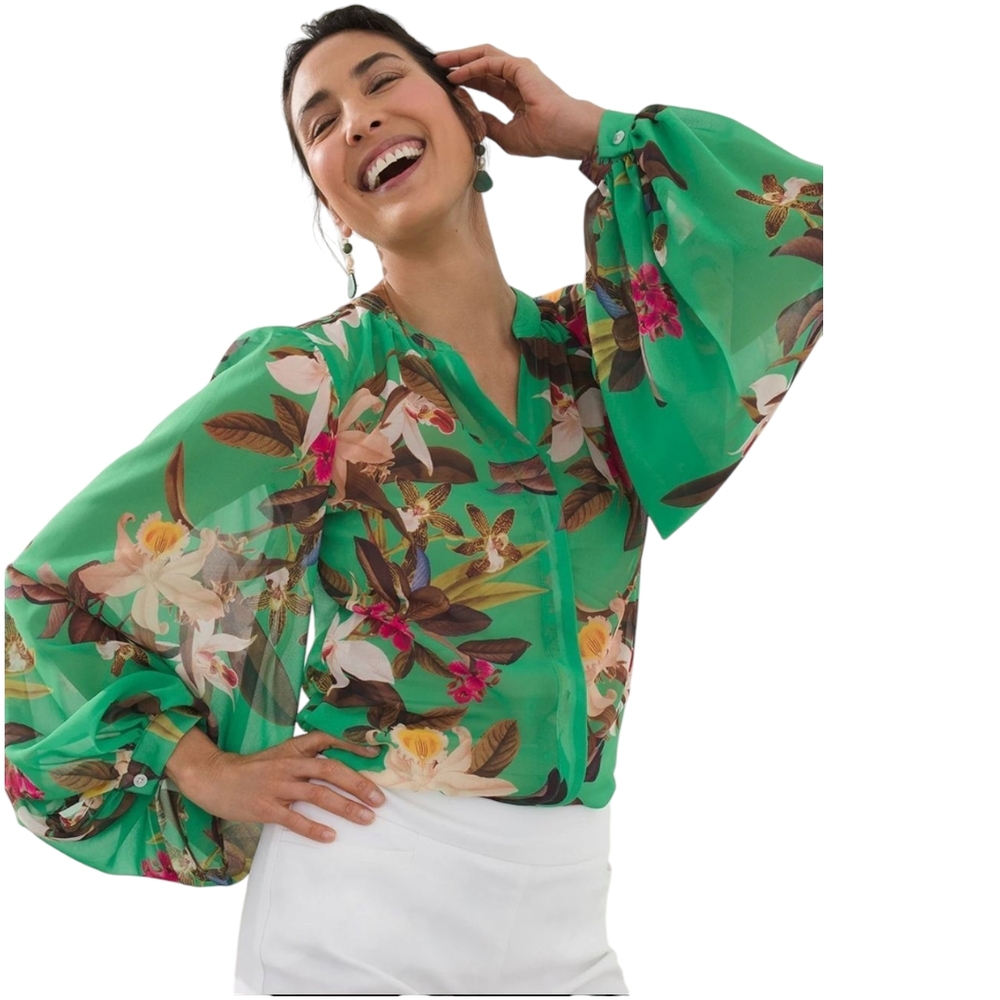 Chicos Trapunto 
Green Floral Print, Puff Sleeve Blouse Size 1 Great Condition